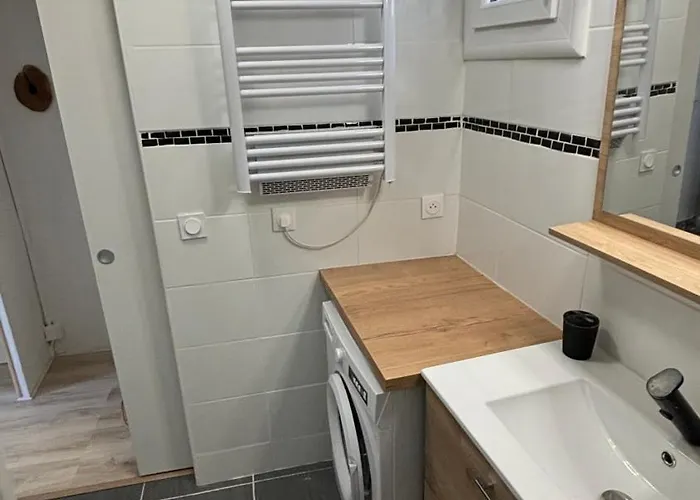 Bel Coeur De Village Apartment